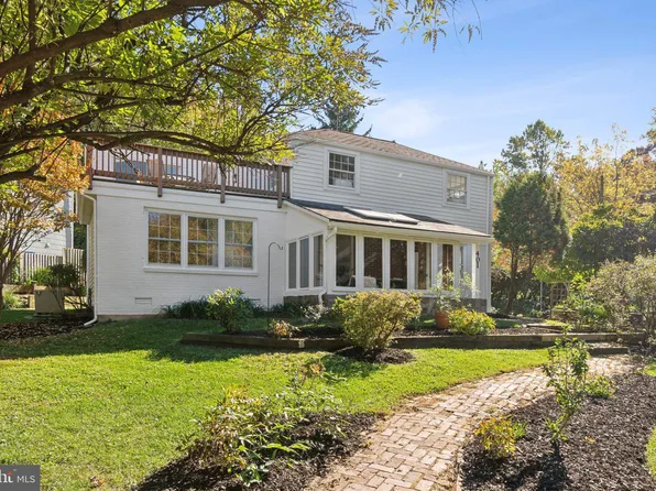 401 E Melbourne Ave, Silver Spring, MD 20901