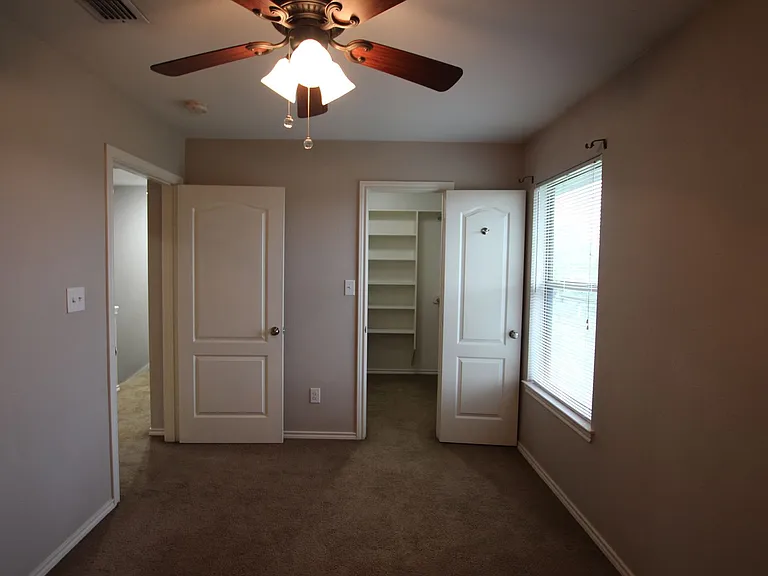 Coming Soon! 2 Bed 1.5 Bath Townhome In Lindale! — Photo 18