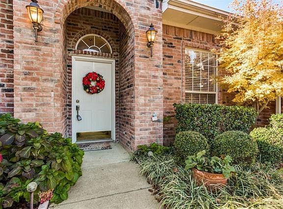 4th image of 1904 La Vista Ct