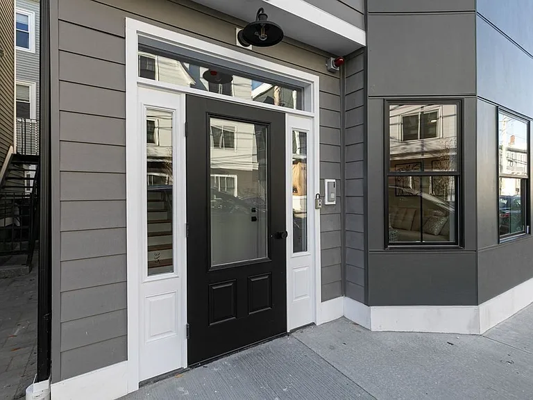 23 Berkshire St #2 — Photo 18