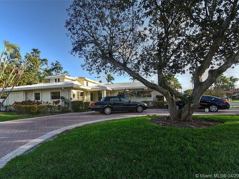 1st image of 609 N 11th Ave