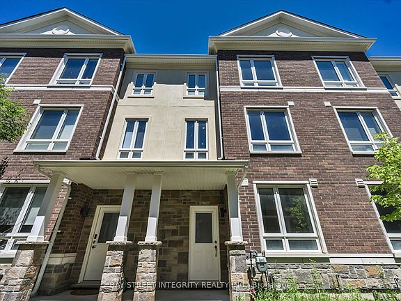 3rd image of 23 Chicago Ln