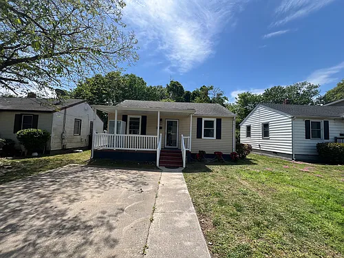 2805 Parish Ave Photo 1