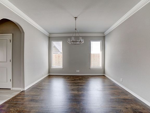 4th image of 424 E 129th Pl S
