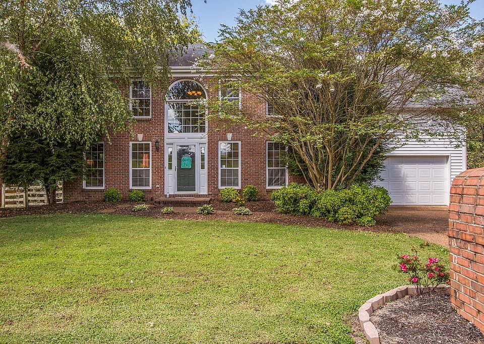 1st image of 2737 Douglas Ln