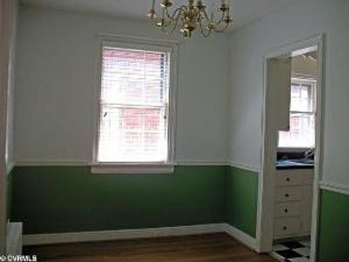 3rd image of 3915 Floyd Ave