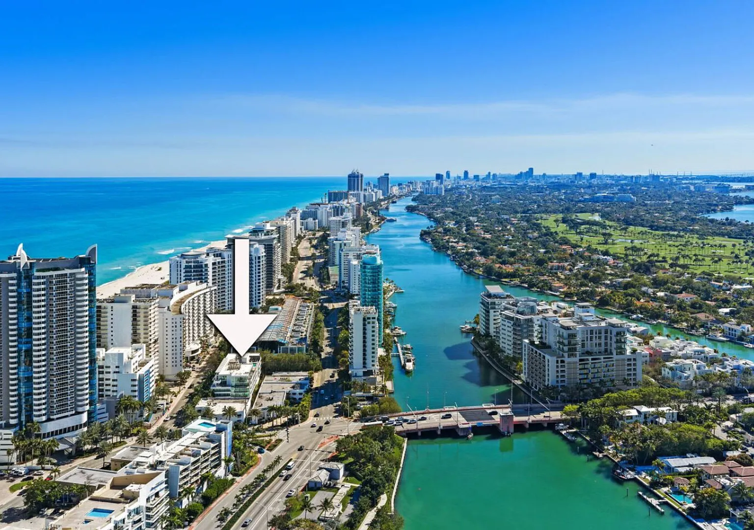 Beach Escape 1BR Walk to beach Pool & Gym — Photo 1