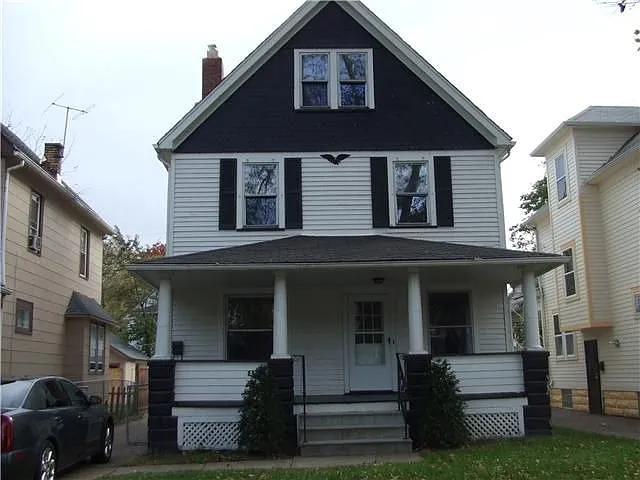 2089 W 87th St photo 1