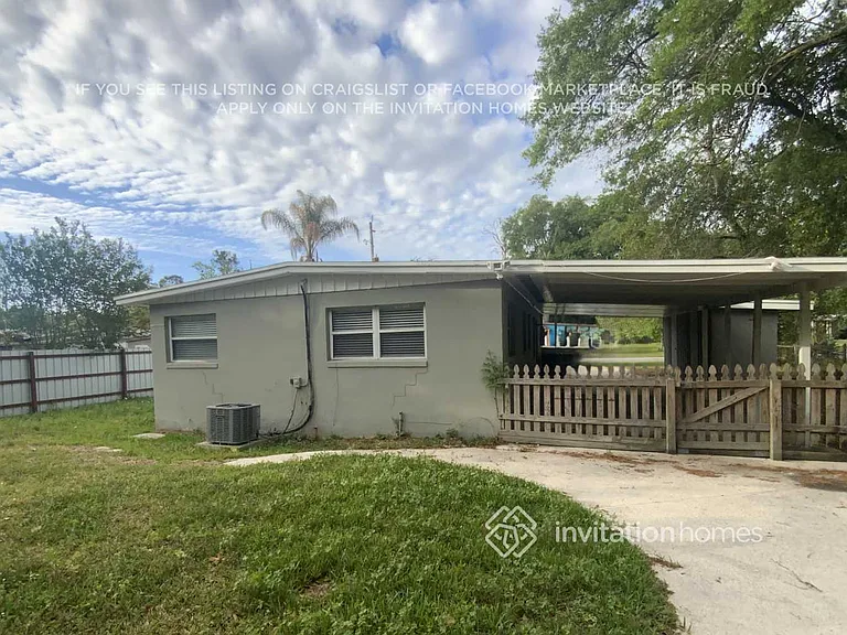 7917 Chateau Dr S — Photo 21
