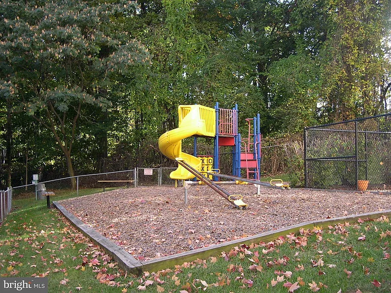 6300 Stevenson Ave #912 — Photo 34