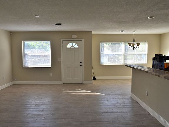 3rd image of 775 Harmony Ln
