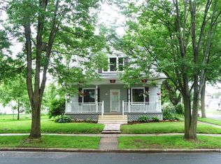 880 Florence St, Baldwin, WI 54002