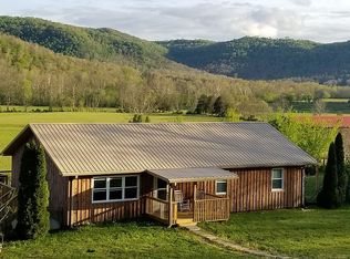 6425 Red Lick Rd, Irvine, KY 40336