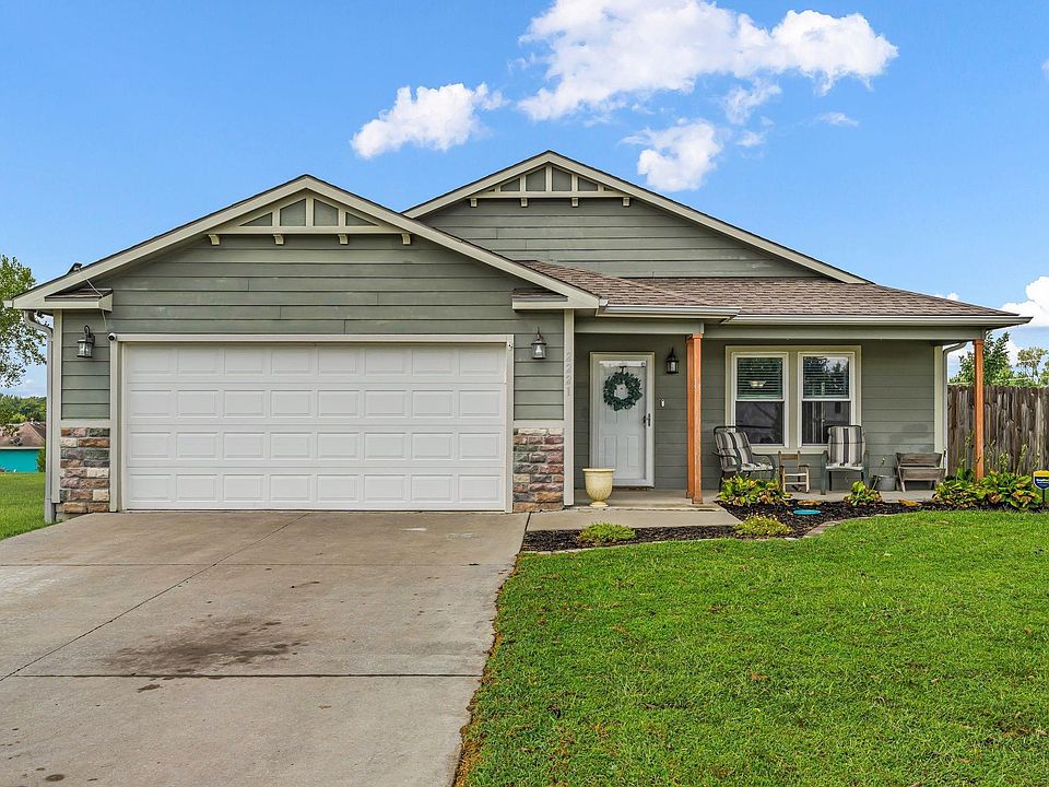 1st image of 2221 SE Shiloh Ridge Ln