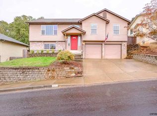 5832 Rhinestone Ct SE, Salem, OR 97306