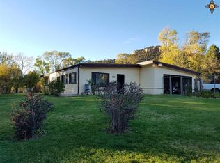 1144 N 1st St, Raton, NM 87740