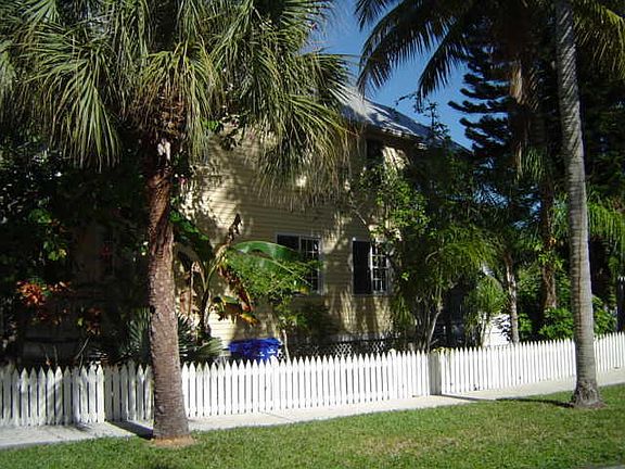 2nd image of 23 Kingfisher Ln #23