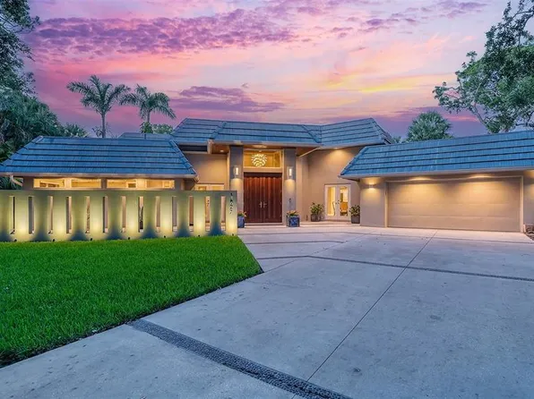 1627 Peregrine Point Ct, Sarasota, FL 34231