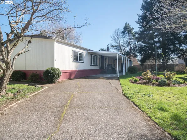 7858 SE King Rd Unit 7, Milwaukie, OR 97222