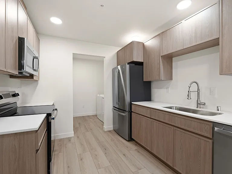 421 S McKinnon Rd — Photo 23