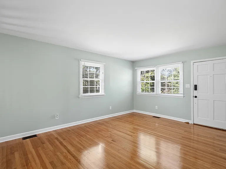 522 S 22nd Ave — Photo 13