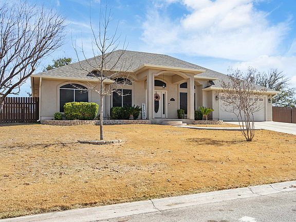 2nd image of 107 Lookout Dr