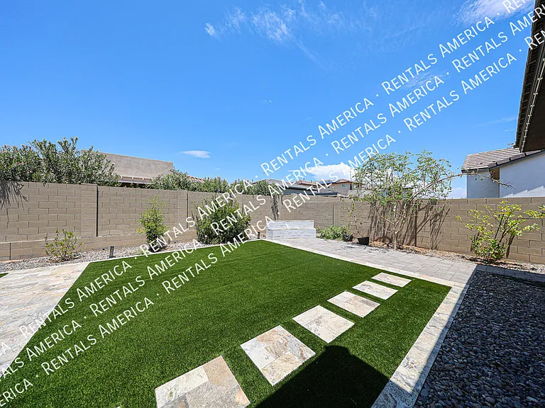 1530 E San Carlos Way — Photo 86