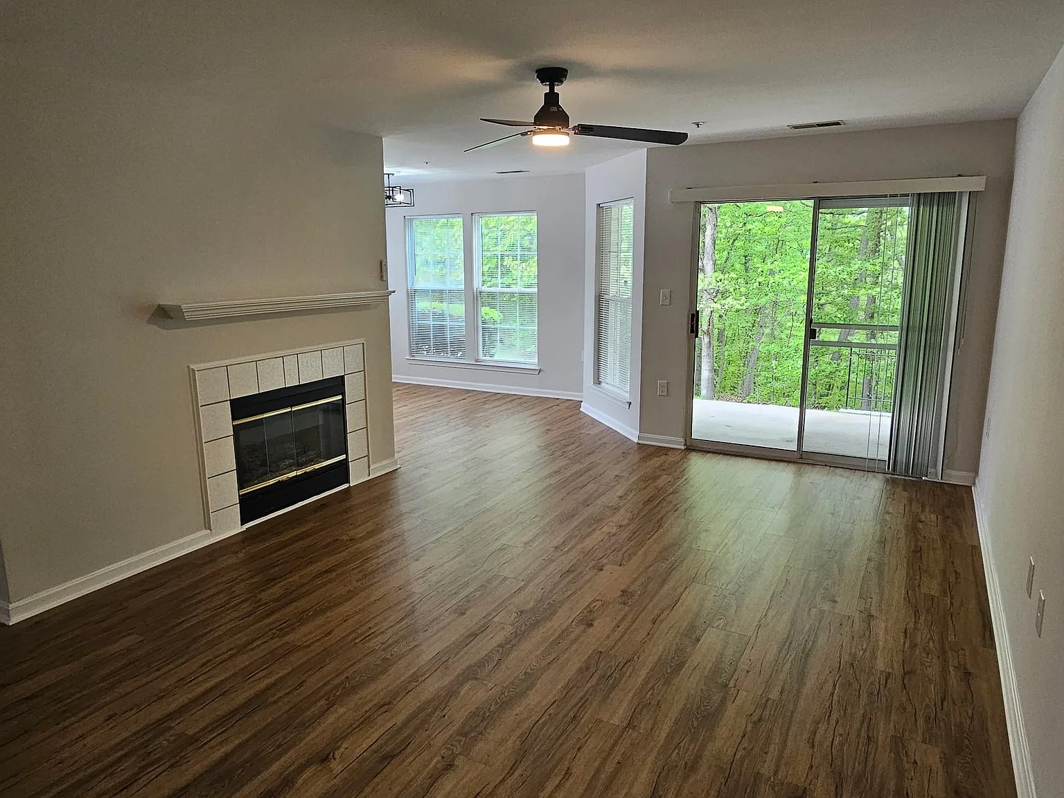 2 bed, 1150 sqft, $2,400 — Photo 4