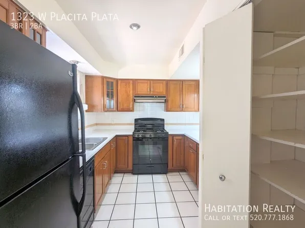 1323 W Placita Plata, Tucson, AZ 85745