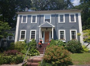 14 Crehore Rd, Chestnut Hill, MA 02467