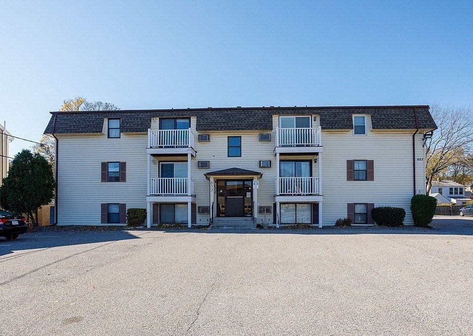 1st image of 653 Plantation St Unit 6-A