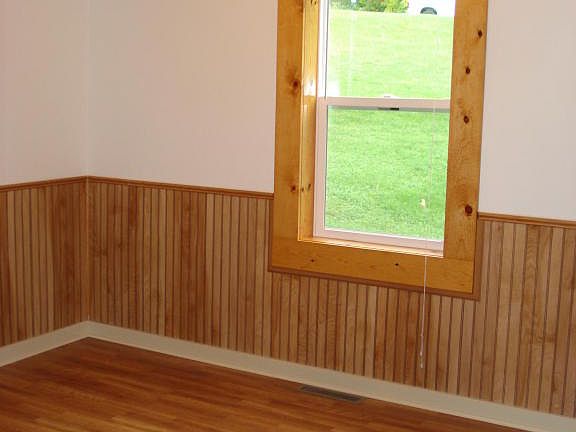 5th image of 435 SE 3rd Ave