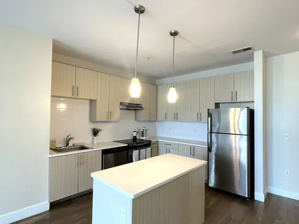 Bedford Hall Apartments