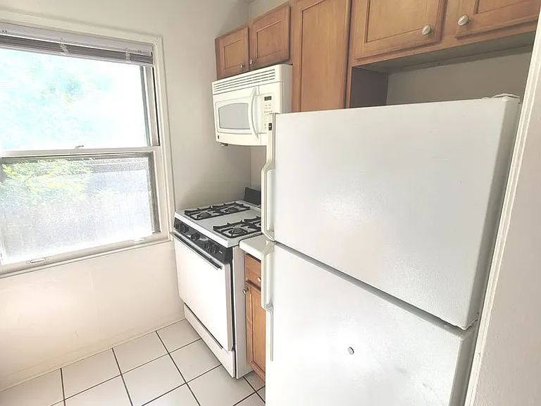2519 Lake — Photo 11
