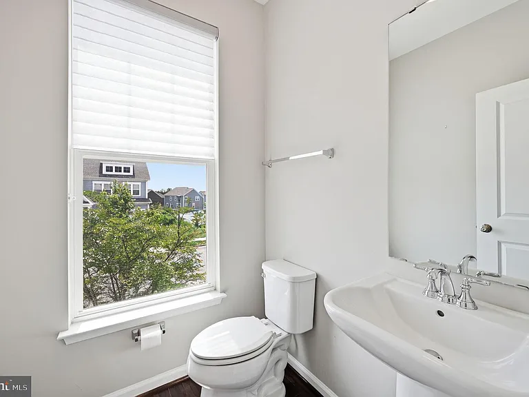 650 Aspen Rd #108 — Photo 10