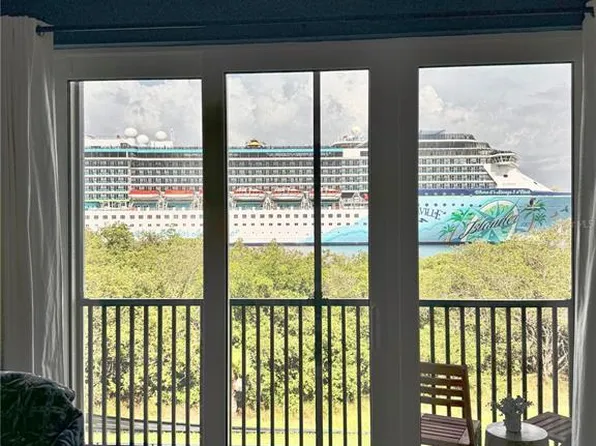 1111 Normandy Trace Rd #1111, Tampa, FL 33602