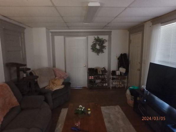 35 W University St #2E