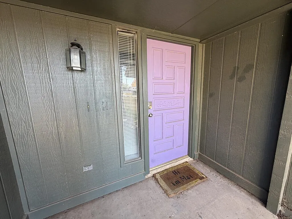 3 bed, 3.0 bath, 1532 sqft, $2,100 — Photo 3
