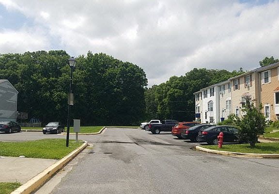 5th image of 4043 Issacs Rd