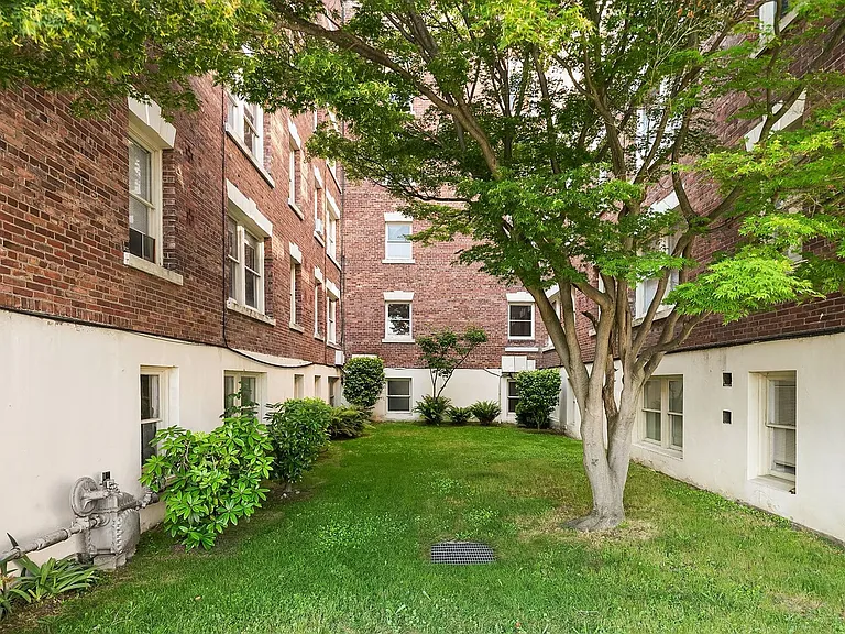 Chandler Hall — Photo 6