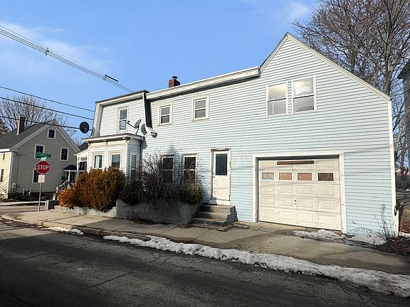 3rd image of 25 Forest Street