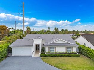 8430 SW 83rd St, Miami, FL 33143