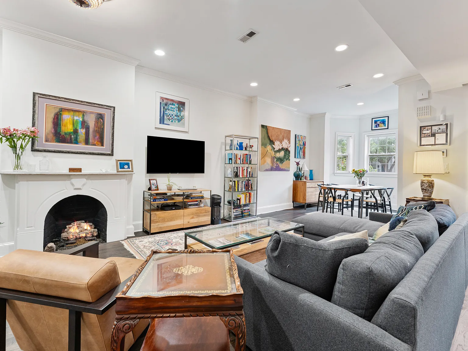 3 bed, 2.5 bath, 1884 sqft, $5,450 — Photo 4
