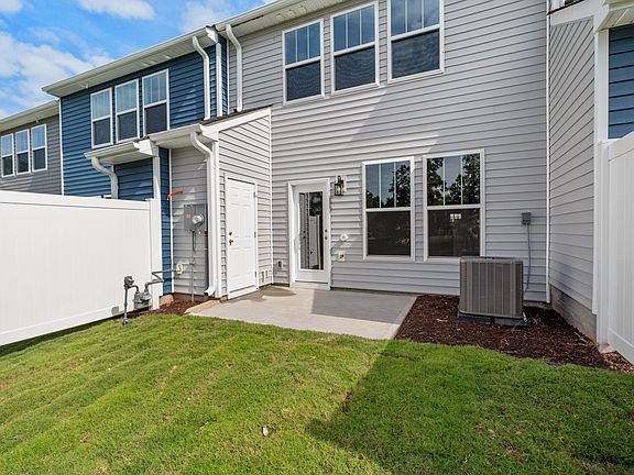 5th image of 1541 Rivermeade Dr