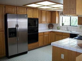 5th image of 1714 Golddust Dr
