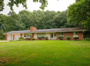 1201 Robin Hood Trl, Sturgis, MI 49091