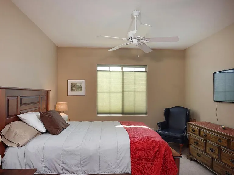 4946 W Posse Dr — Photo 4