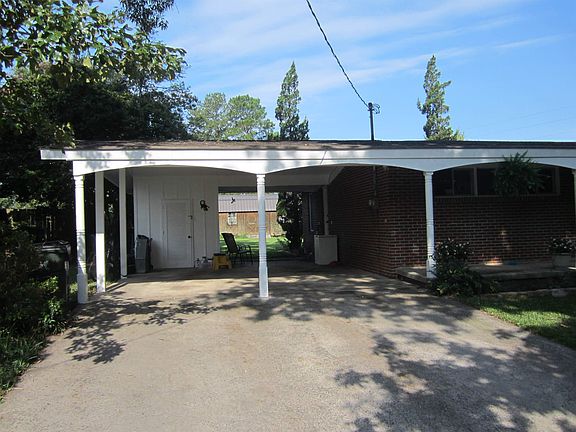 3rd image of 327 Clairmont Dr