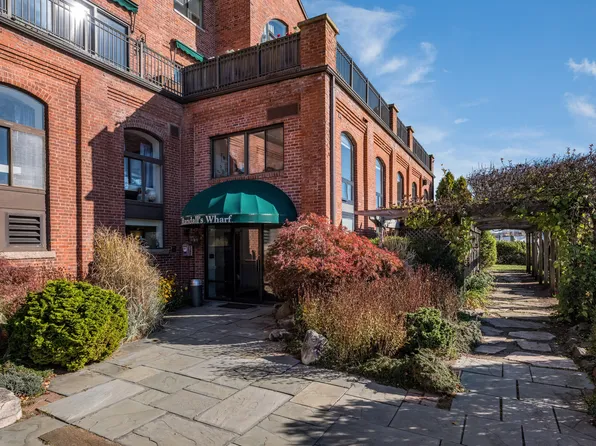 17 Water Street #A-9, Groton, CT 06355