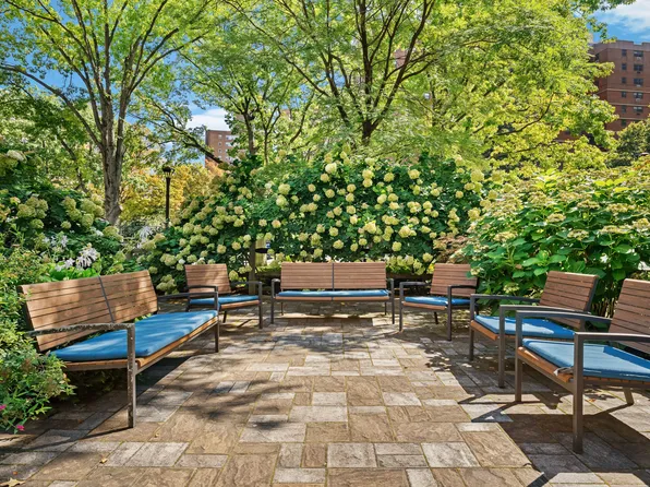 175 Willoughby Street 6K image 11 of 12